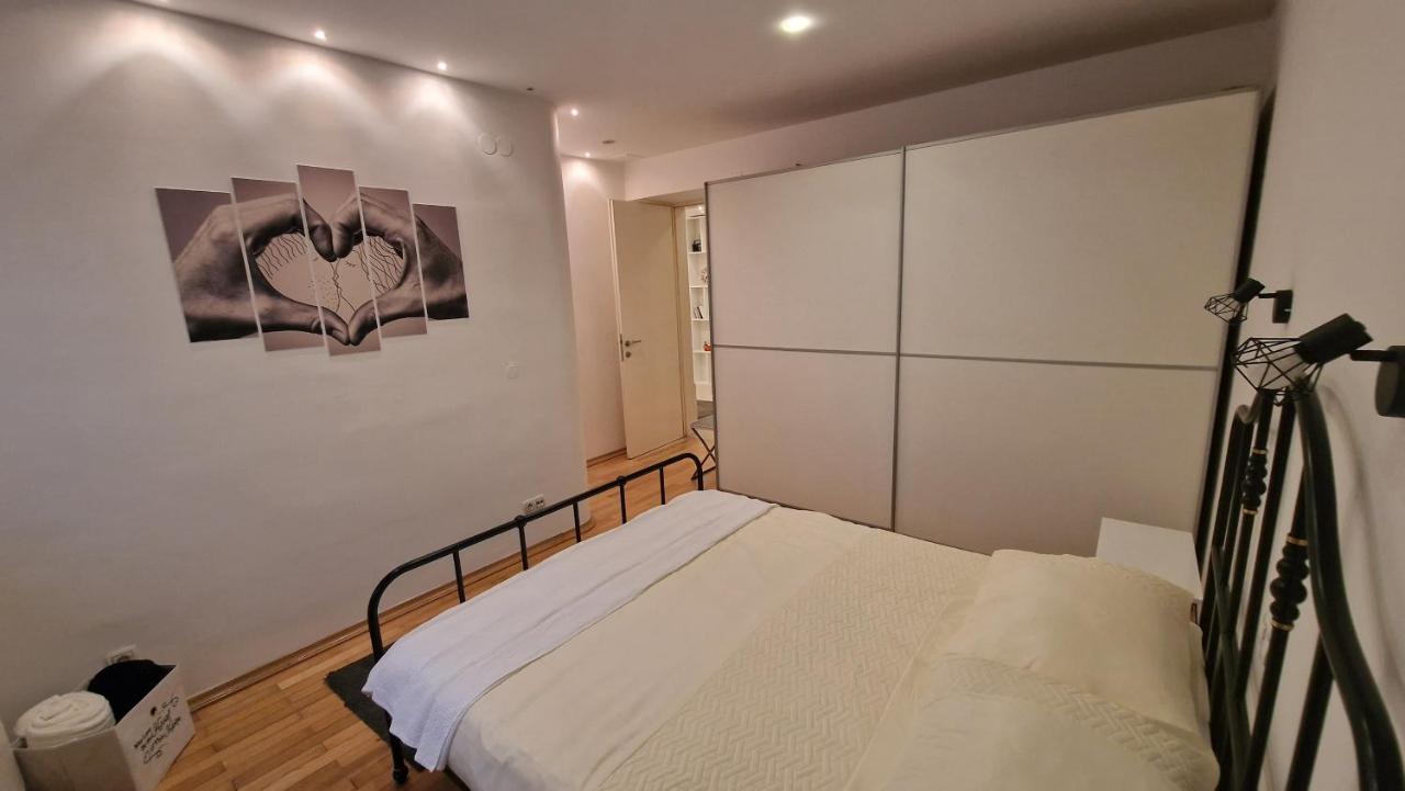 Apartman Roses Zagabria Esterno foto
